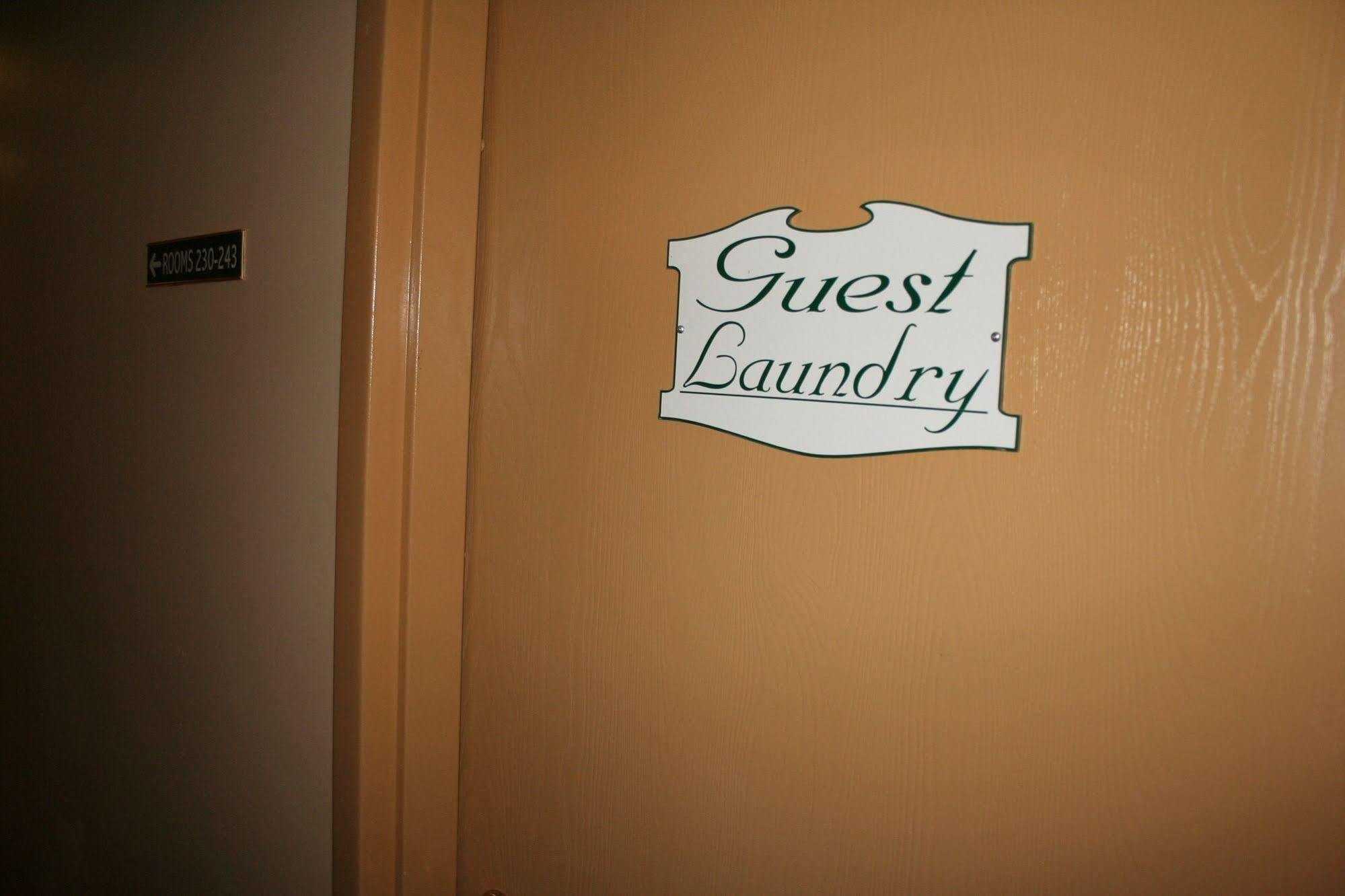 St Christopher'S Hotel Channel-Port aux Basques Buitenkant foto
